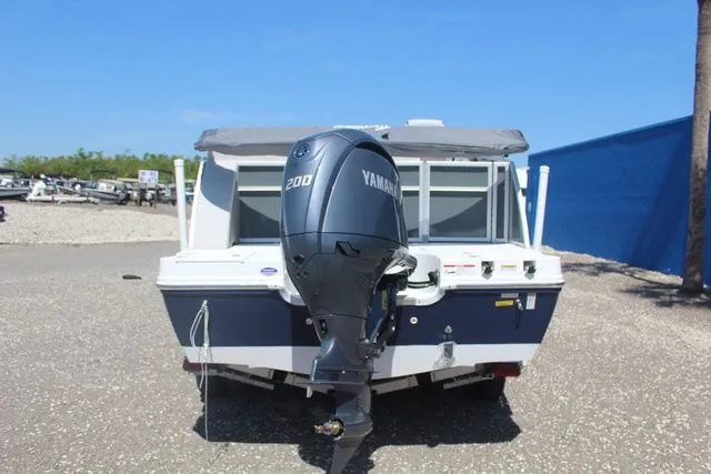 Slide: The Image of Hurricane FunDeck 2260 REF 2025 - 5