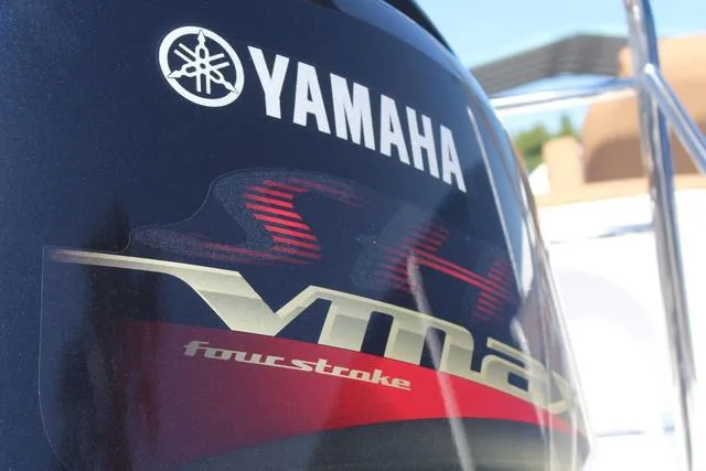 Slide: The Image of Hurricane FunDeck 198 RE 2025 - 11