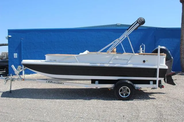 Slide: The Image of Hurricane FunDeck 198 RE 2025 - 7