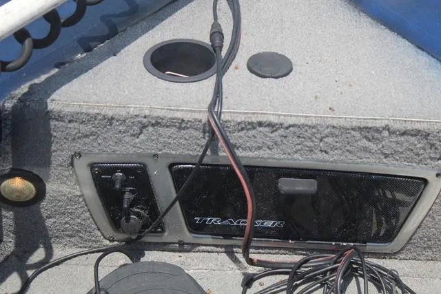 Slide: The Image of Tracker Targa V-18 2012 - 15