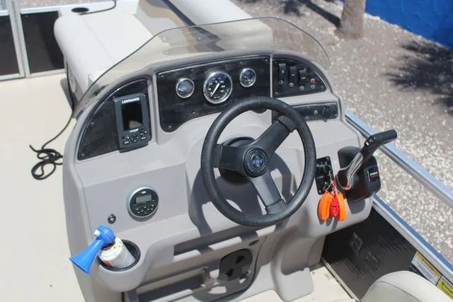 Slide: The Image of Godfrey SW 186 C 2017 - 19