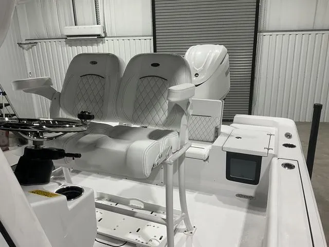 Slide: The Image of Sportsman Masters 247OE Bay Boat 2025 - 16