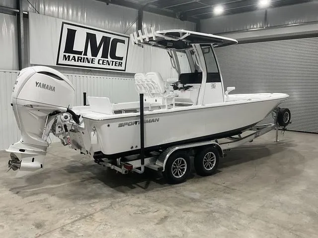 Slide: The Image of Sportsman Masters 247OE Bay Boat 2025 - 5