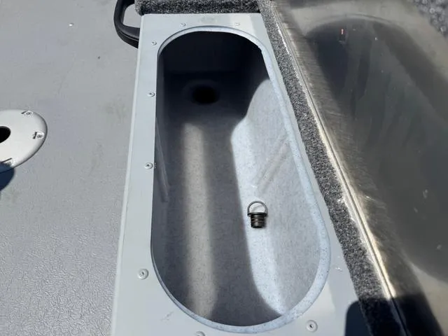 Slide: The Image of Princecraft Resorter® 160 SC 2025 - 10