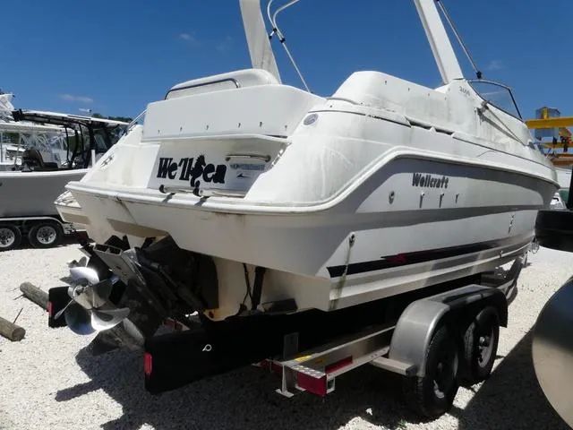 Slide: The Image of Wellcraft 27 1999 - 4