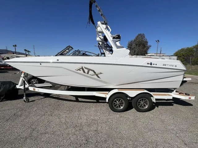 Slide: The Image of Tigé 22 TYPE-S 2025 - 1