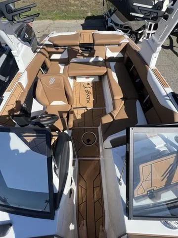 Slide: The Image of Tigé 22 TYPE-S 2025 - 2