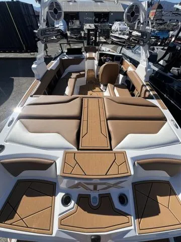 Slide: The Image of Tigé 22 TYPE-S 2025 - 5