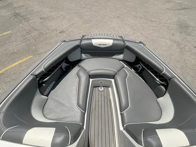 Slide: The Image of Nautique GS20 2019 - 15