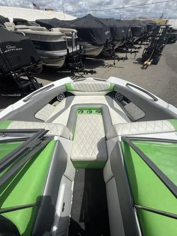 Slide: The Image of Tigé RZ2 2014 - 13