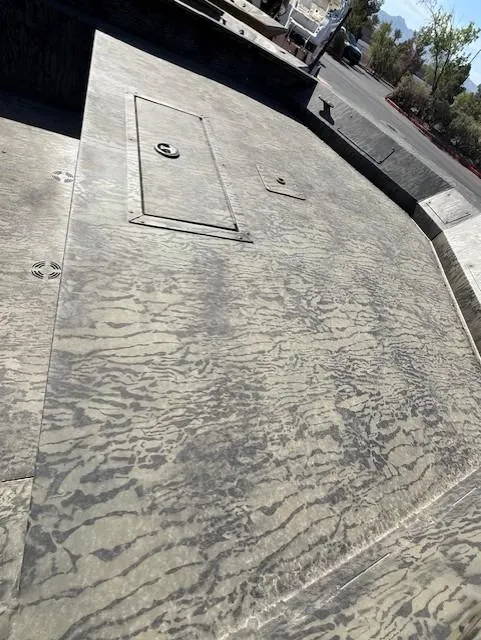 Slide: The Image of 2025 Tracker GRIZZLY 2072 Utility boat deck with textured surface in outdoor setting. - 4