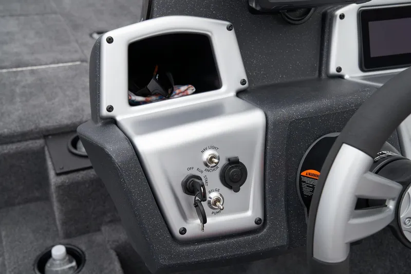 Slide: The Image of Tracker Pro Team 195 Tournament Edition 2025 - 48