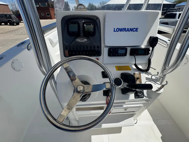 Slide: The Image of Tidewater 230SS 2014 - 13