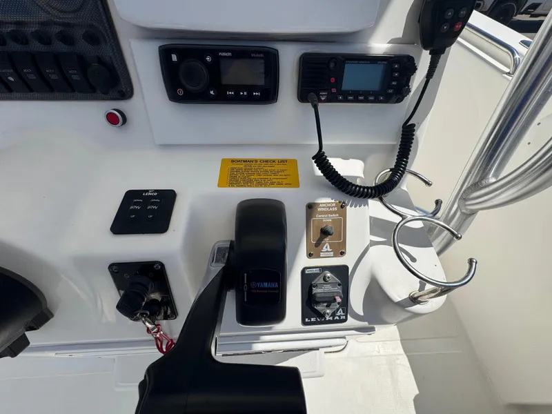 Slide: The Image of Tidewater 230SS 2014 - 15