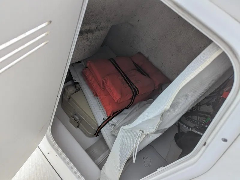 Slide: The Image of Tidewater 230SS 2014 - 19