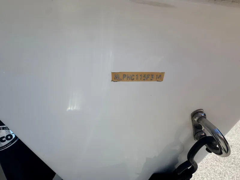 Slide: The Image of Tidewater 230SS 2014 - 20