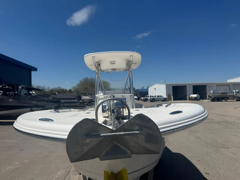 Slide: The Image of Tidewater 230SS 2014 - 4