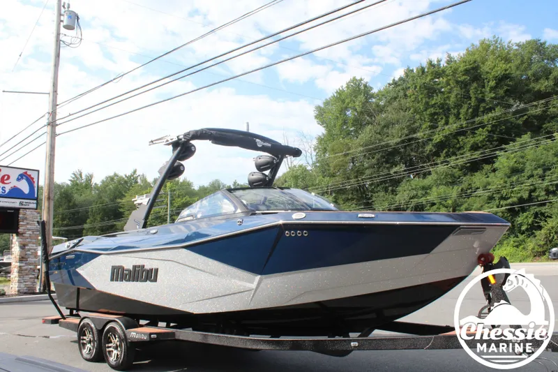 Slide: The Image of Malibu Wakesetter 26 LSV 2023 - 14