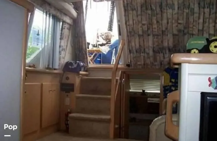 Slide: The Image of 1998 Carver 325 Aft Cabin for sale in Mayfield, NY - 5