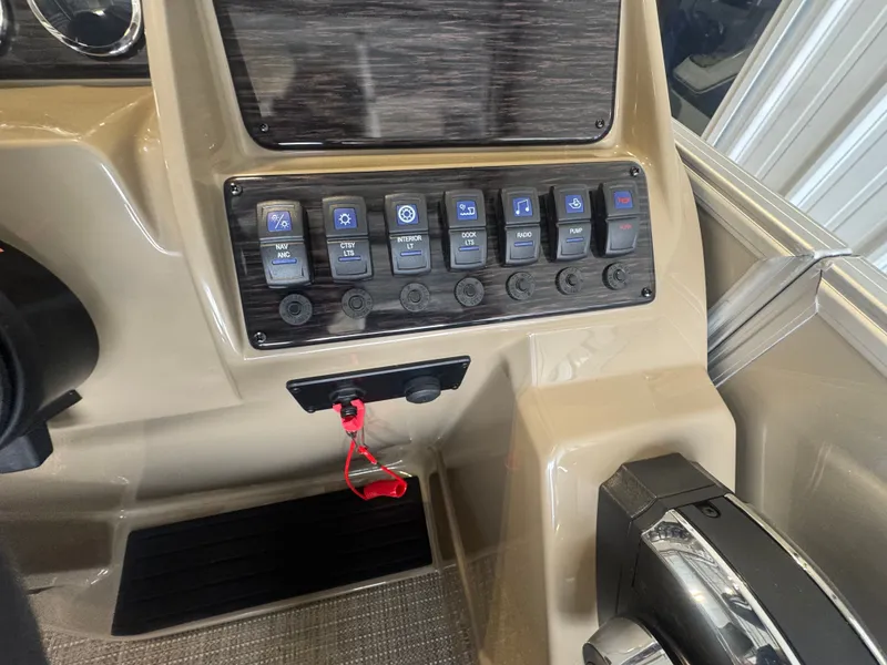 Slide: The Image of Sylvan 8522 Mirage Cruise 2026 - 10