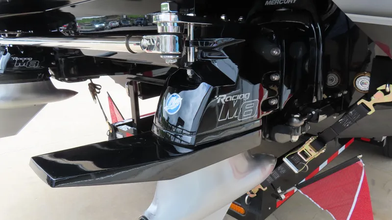 Slide: The Image of 2025 Outerlimits 46 SC boat with Mercury Racing M8 drive system. - 10