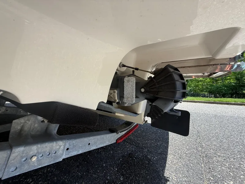 Slide: The Image of 2022 Yamaha AR210 boat underside and trailer detail. - 34