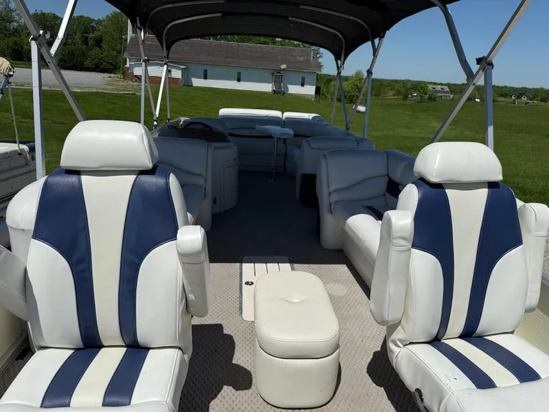 Slide: The Image of 2006 Bennington 2575 RFS - IO pontoon boat with spacious seating and canopy. - 12