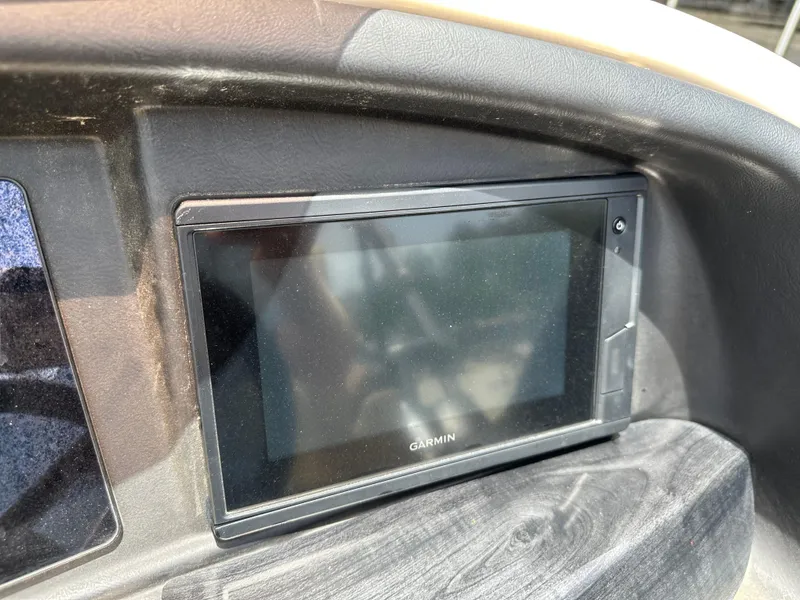 Slide: The Image of Avalon Catalina 2585 RL 2021 - 23