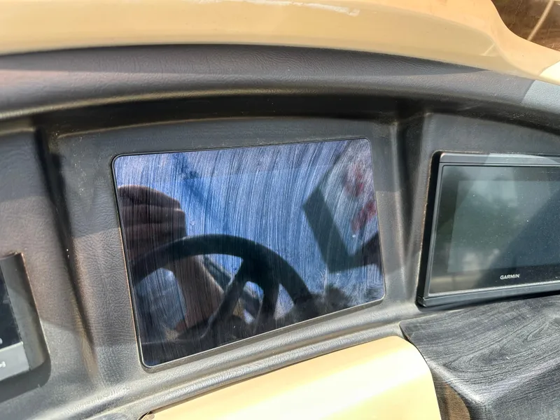 Slide: The Image of Avalon Catalina 2585 RL 2021 - 24