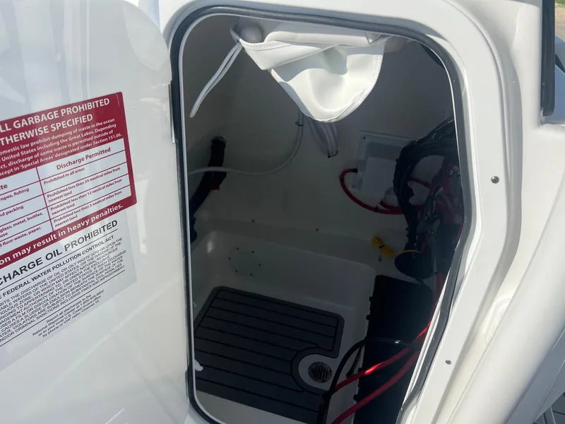 Slide: The Image of Tidewater 210LXF 2025 - 15