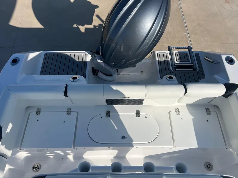 Slide: The Image of Tidewater 210LXF 2025 - 22