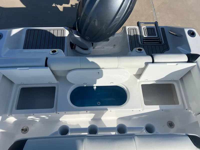 Slide: The Image of Tidewater 210LXF 2025 - 23