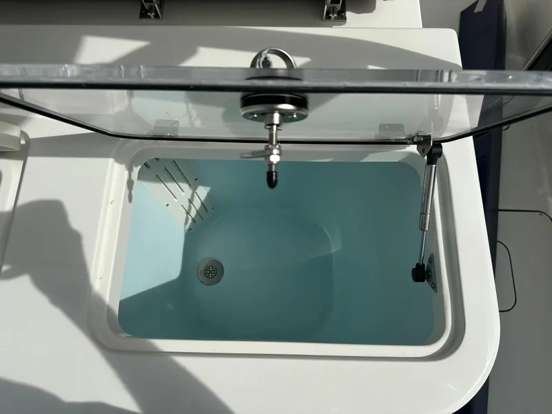 Slide: The Image of World Cat 325CC 2025 - 24