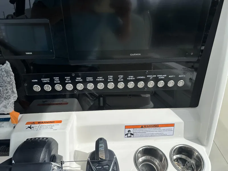 Slide: The Image of World Cat 325CC 2025 - 34