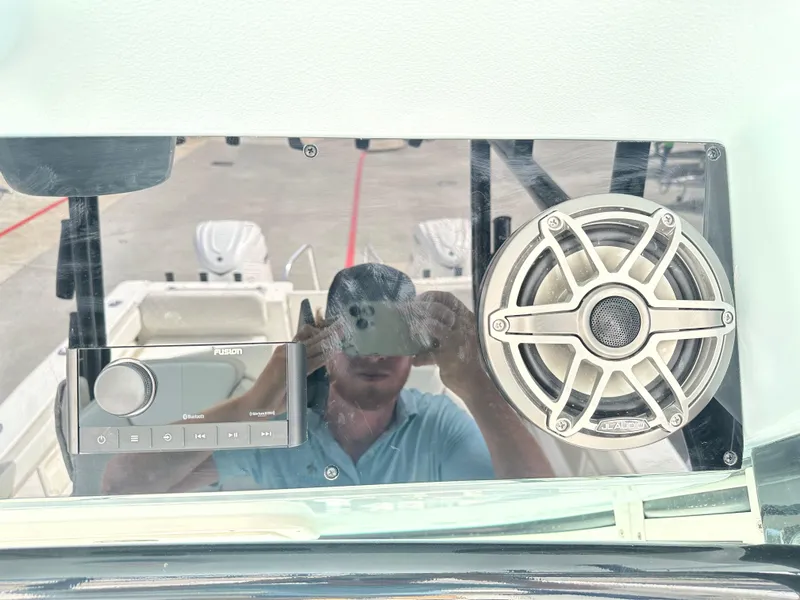 Slide: The Image of World Cat 325CC 2025 - 41