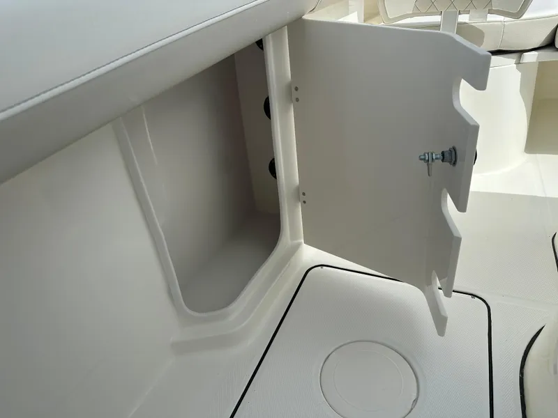 Slide: The Image of World Cat 325CC 2025 - 54