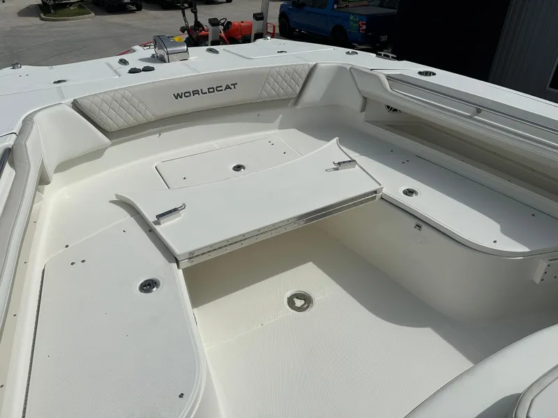 Slide: The Image of World Cat 325CC 2025 - 57