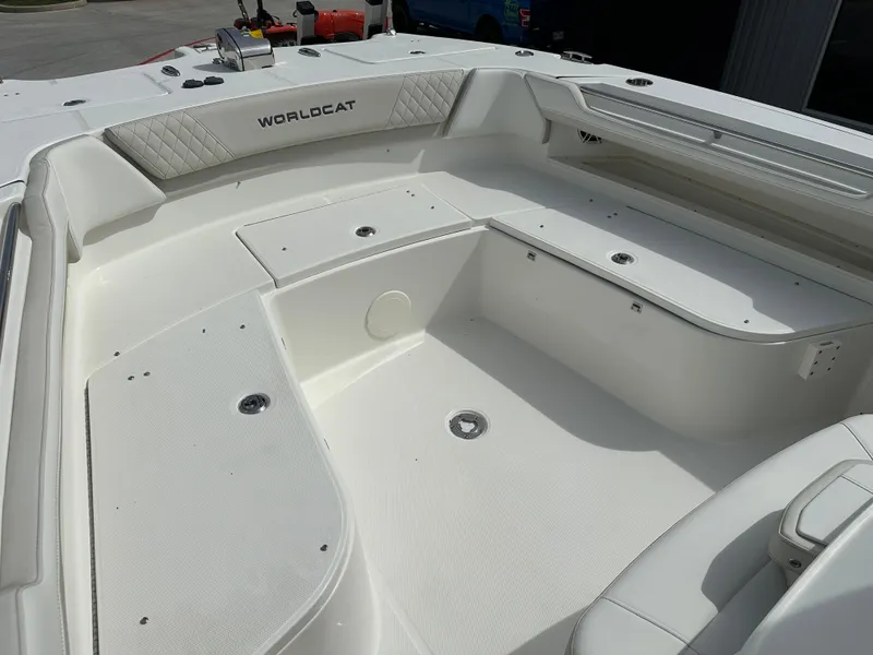 Slide: The Image of World Cat 325CC 2025 - 58