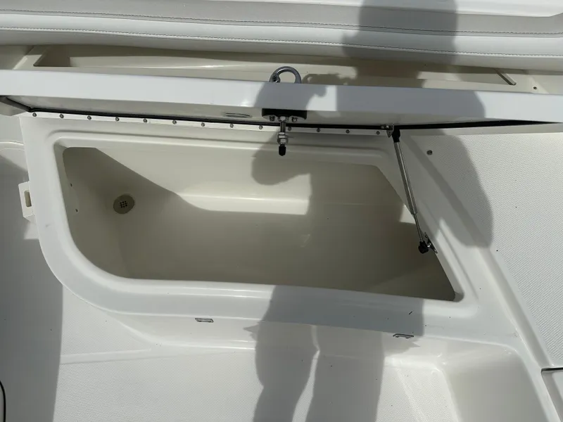 Slide: The Image of World Cat 325CC 2025 - 59