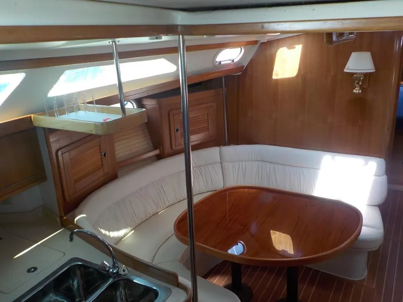 Slide: The Image of Interior Wrap Around Seating Dinette - 10