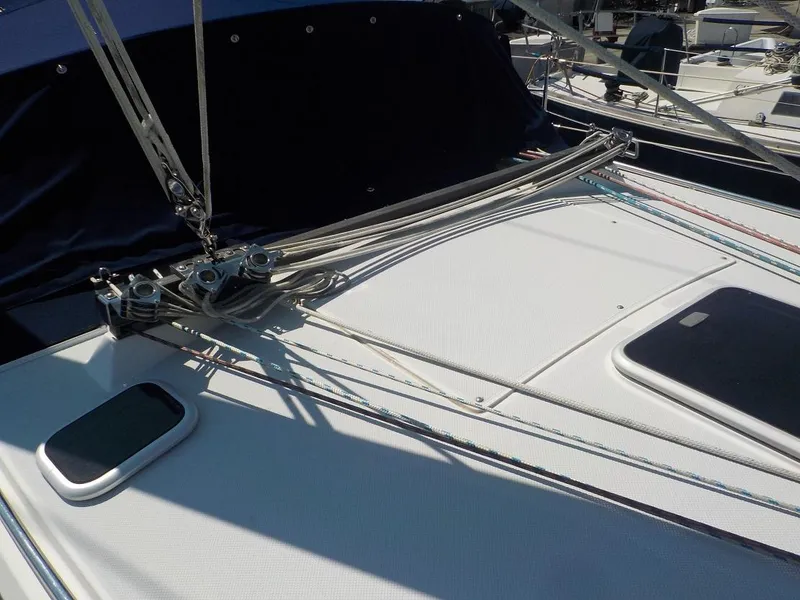 Slide: The Image of Deck Detail, Traveler - 45