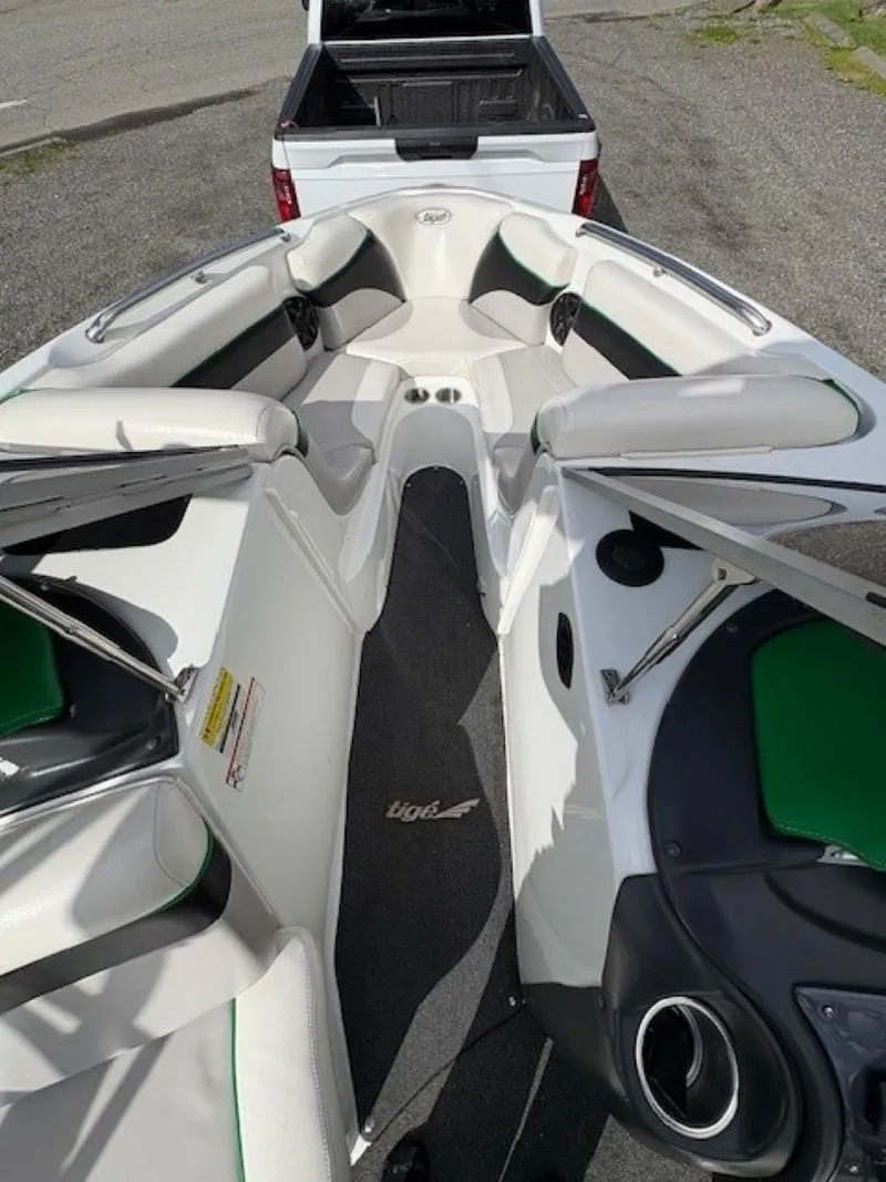 Slide: The Image of Tigé 22Ve 2008 - 12