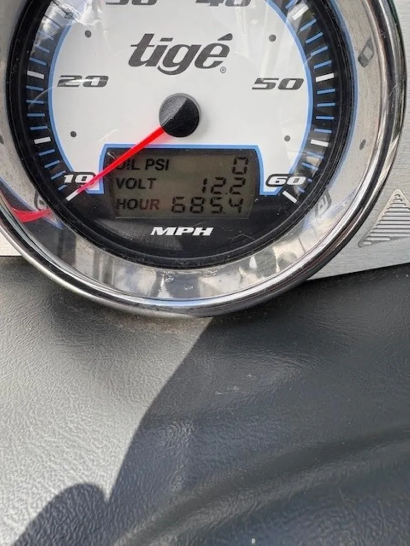 Slide: The Image of Tigé 22Ve 2008 - 14