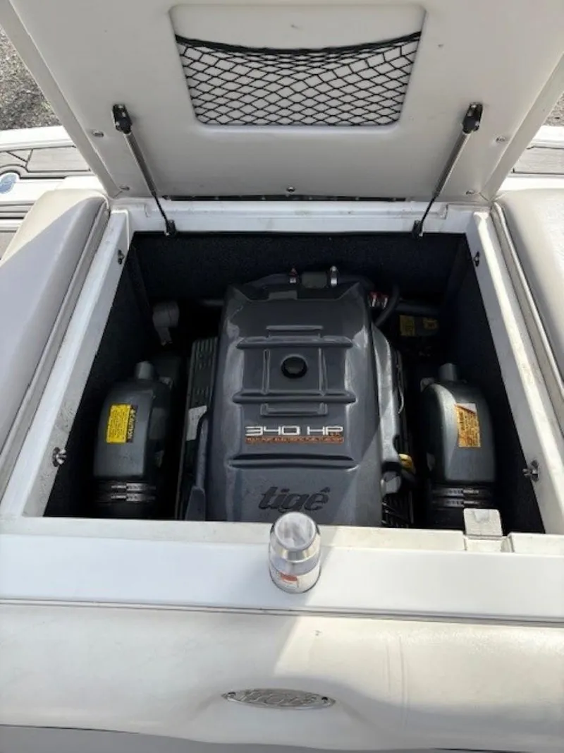 Slide: The Image of Tigé 22Ve 2008 - 15