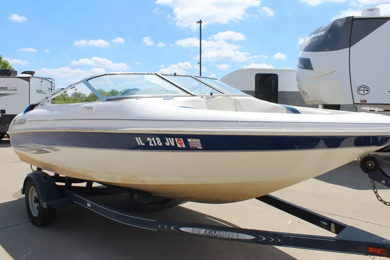 Slide: The Image of Larson SEi 186 Ski 'n Fish I/O 2000 - 19