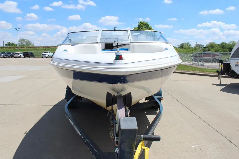 Slide: The Image of Larson SEi 186 Ski 'n Fish I/O 2000 - 20