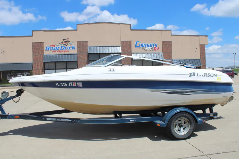 Slide: The Image of Larson SEi 186 Ski 'n Fish I/O 2000 - 22