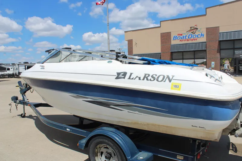 Slide: The Image of Larson SEi 186 Ski 'n Fish I/O 2000 - 23