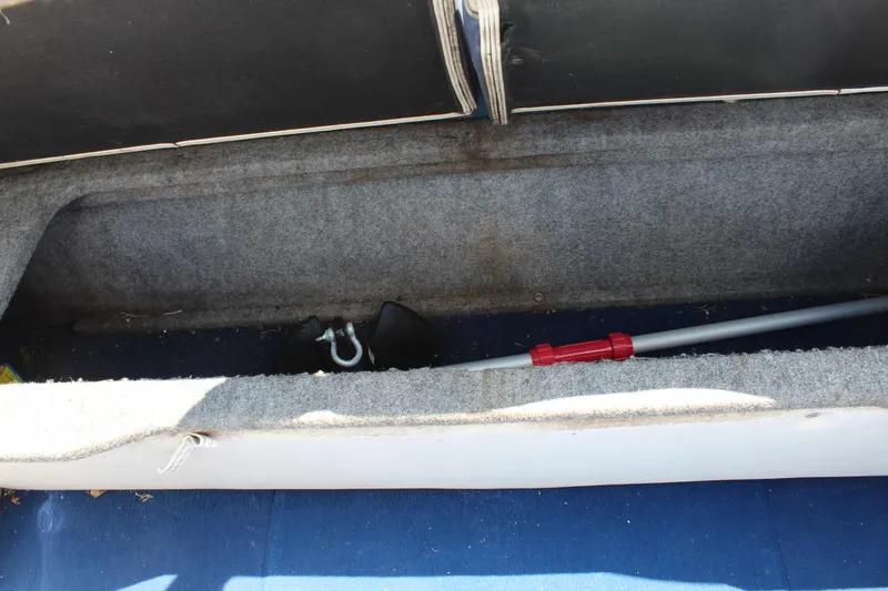 Slide: The Image of Larson SEi 186 Ski 'n Fish I/O 2000 - 30