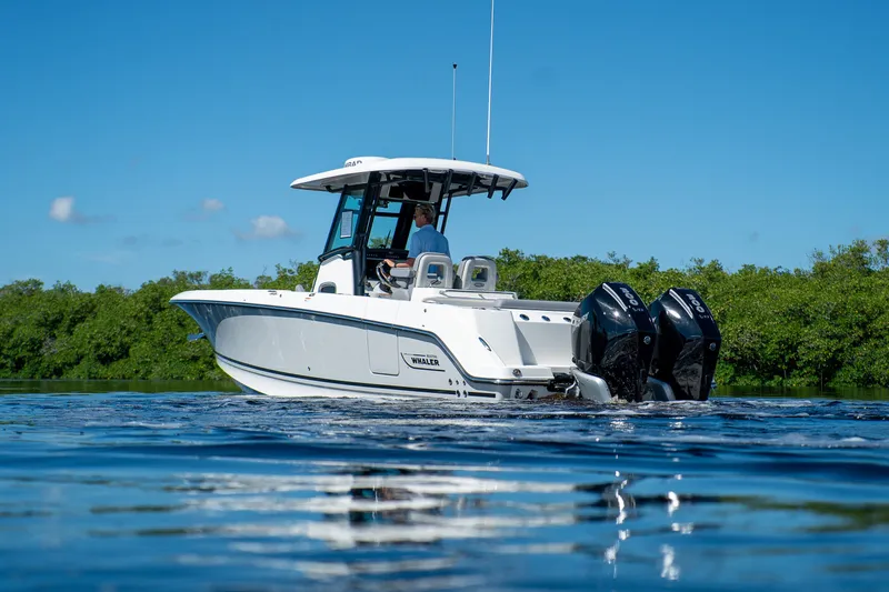 Slide: The Image of Boston Whaler 280 Outrage 2026 - 2